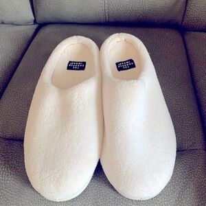 Sharper image slippers